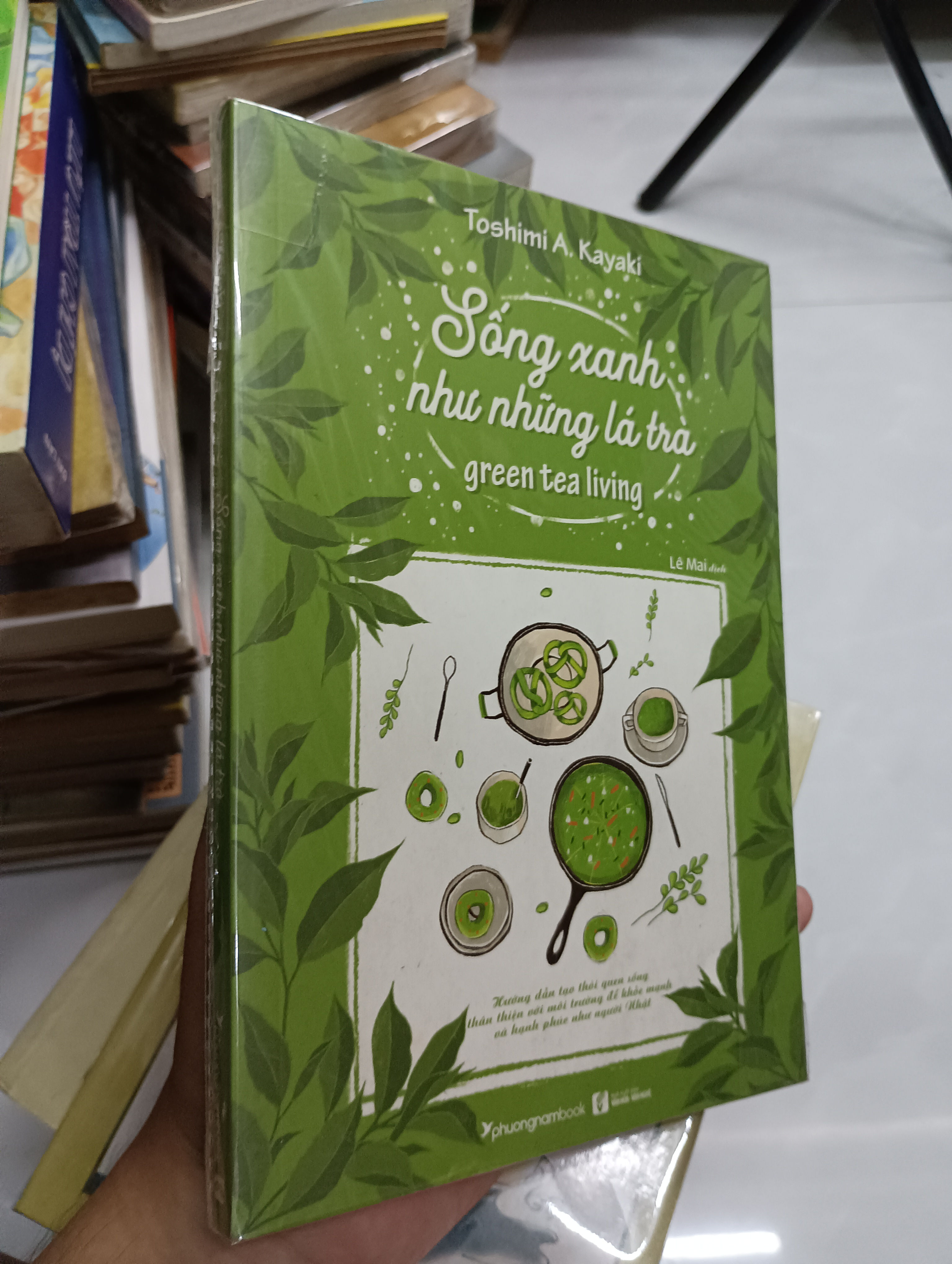 Title: Sống xanh như những lá trà Author: Toshimi A. Kayaki