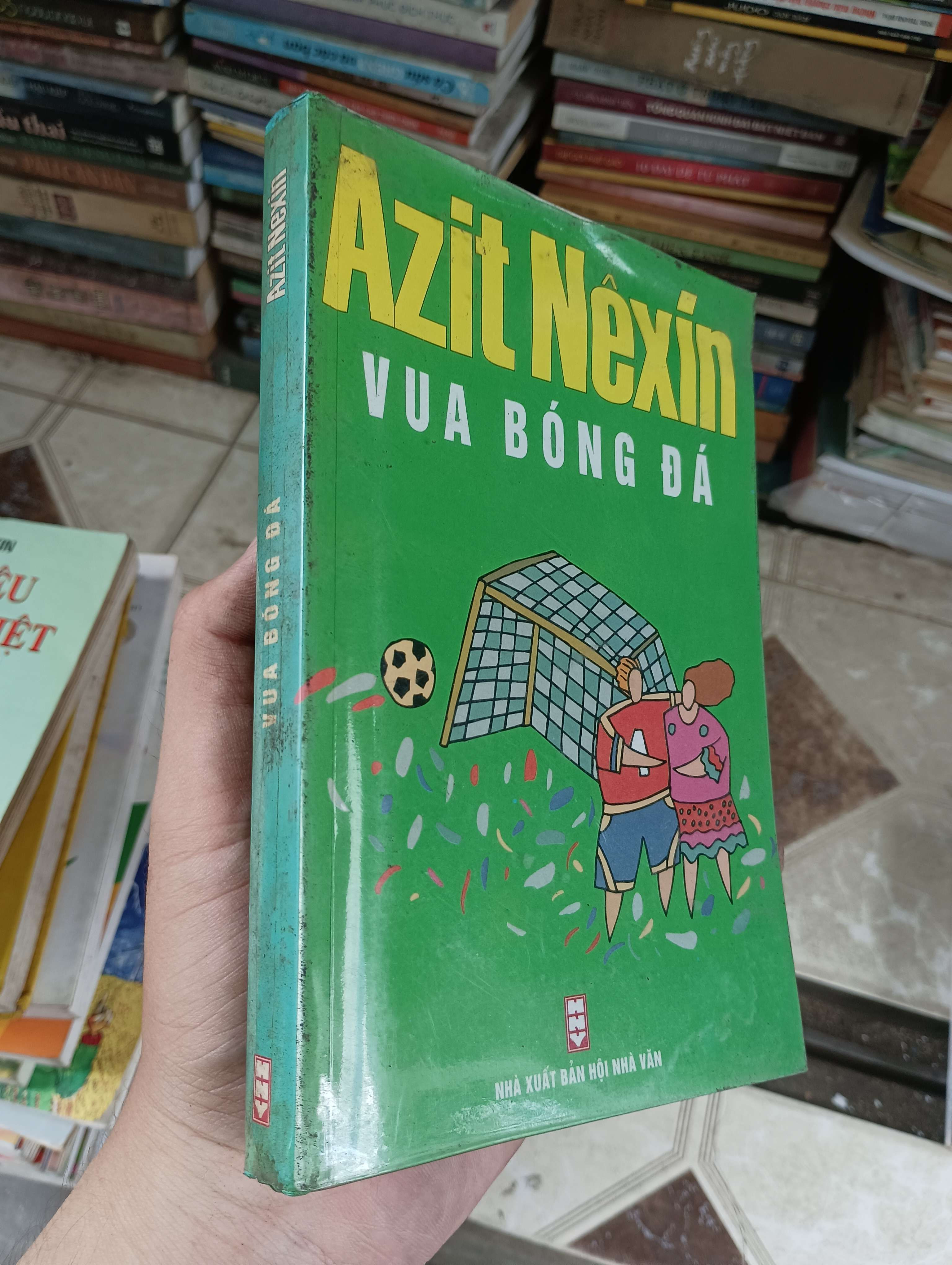 VUA BÓNG ĐÁ - Azit Nêxin