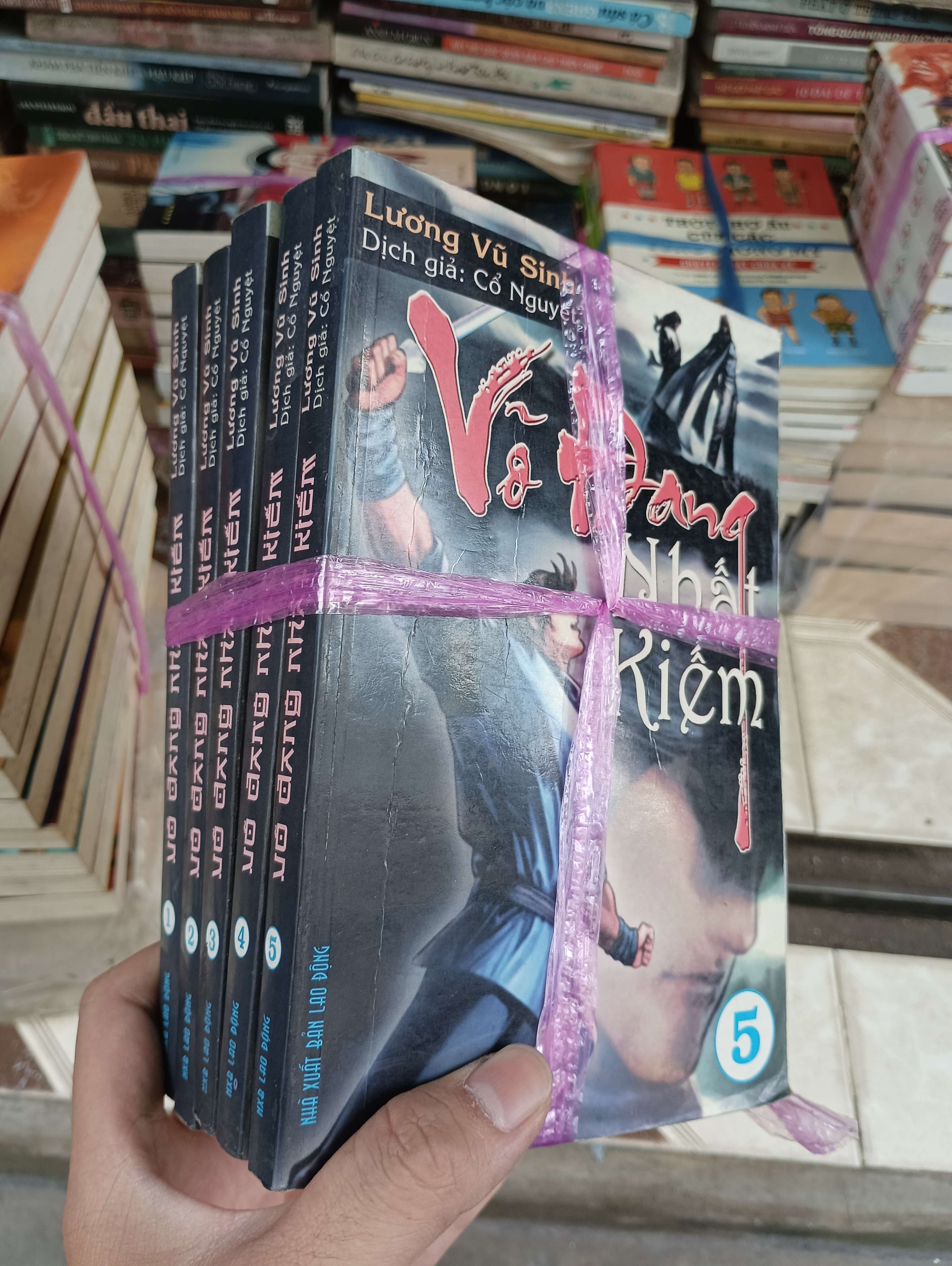 Title: Võ Đang Nhất Kiếm (5 tập) Author: Lương Vũ Sinh