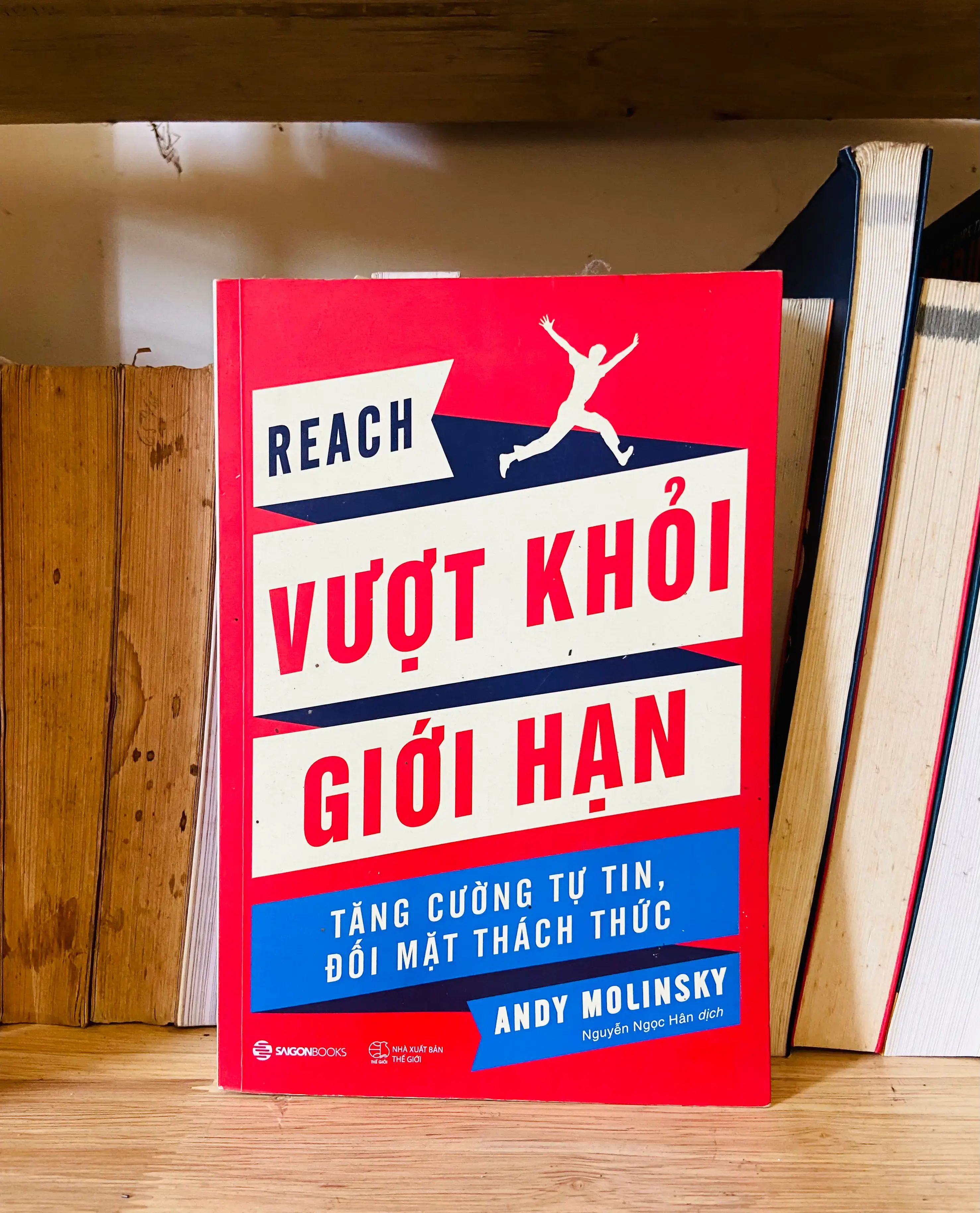 Vượt khỏi giới hạn - Andy Molinsky