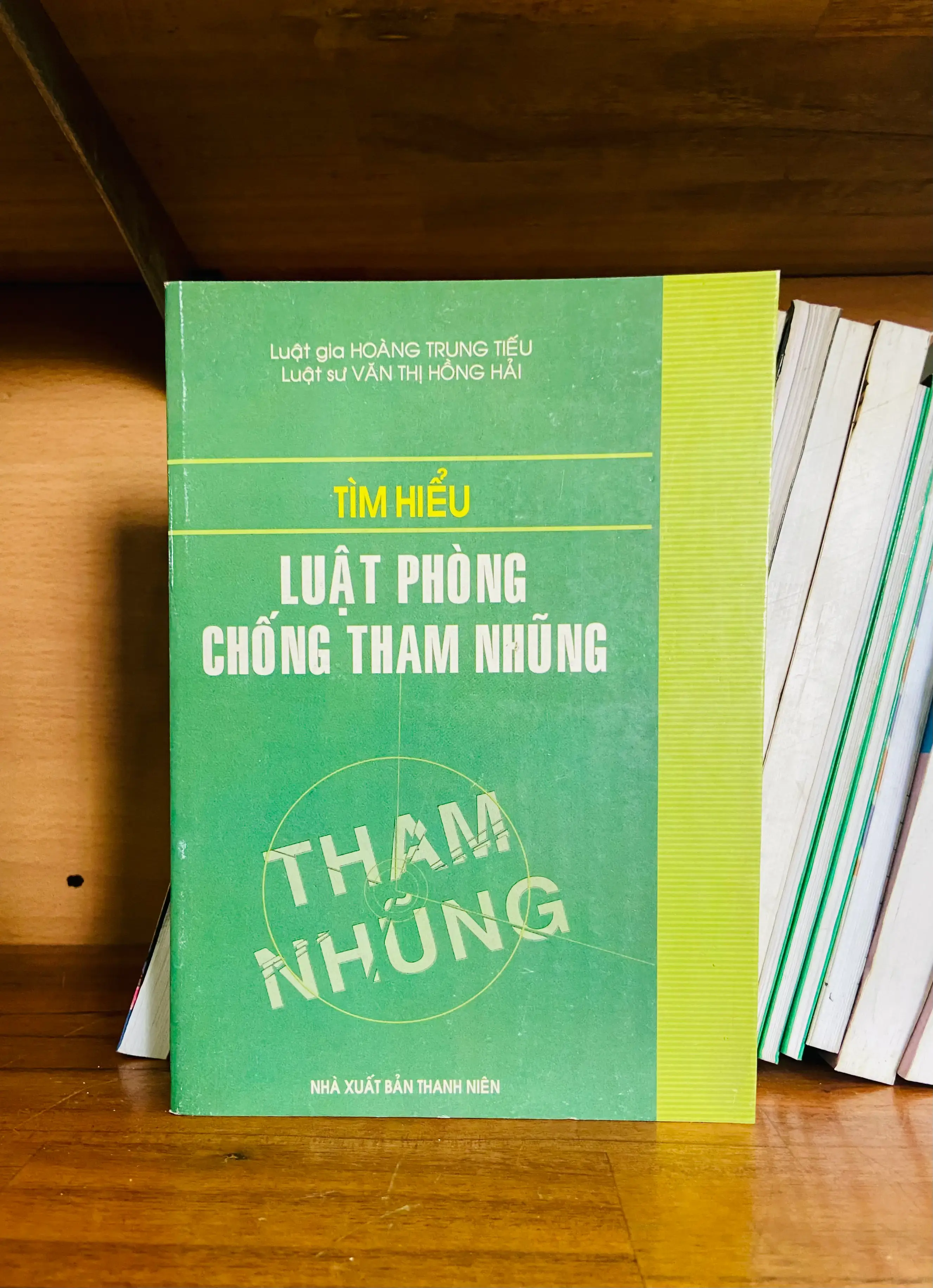 Luật phòng chống tham nhũng