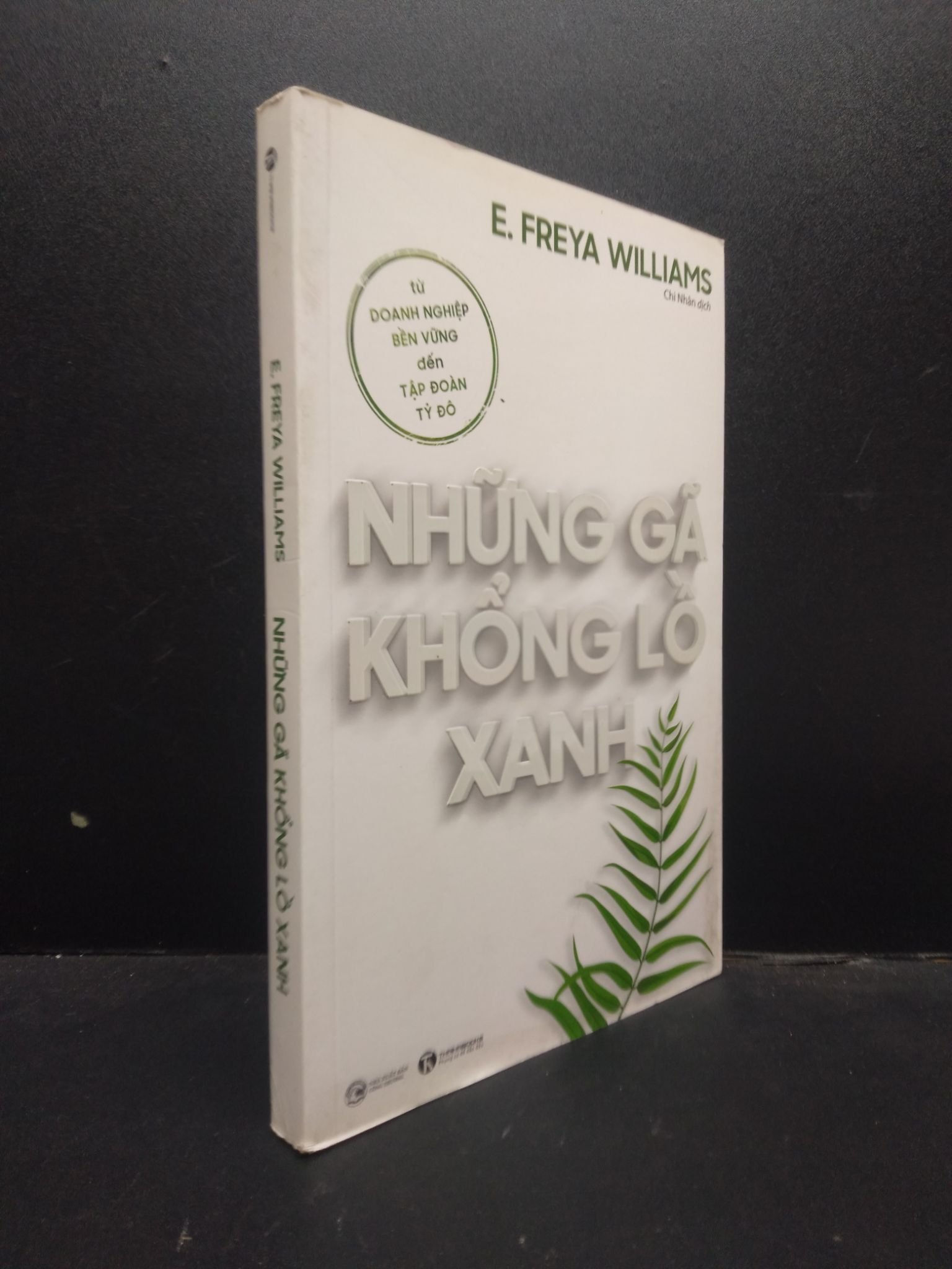 Những gã khổng lồ xanh - E.Freya Willias