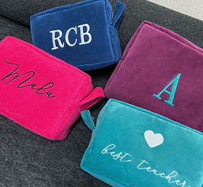 Projetos Especiais Encomendas Necessaire Plush