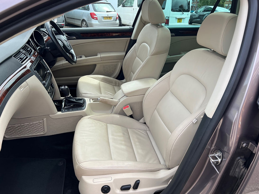 Thumbnail: SKODA Superb 2.0 TFSI Elegance DSG Euro 5 5dr