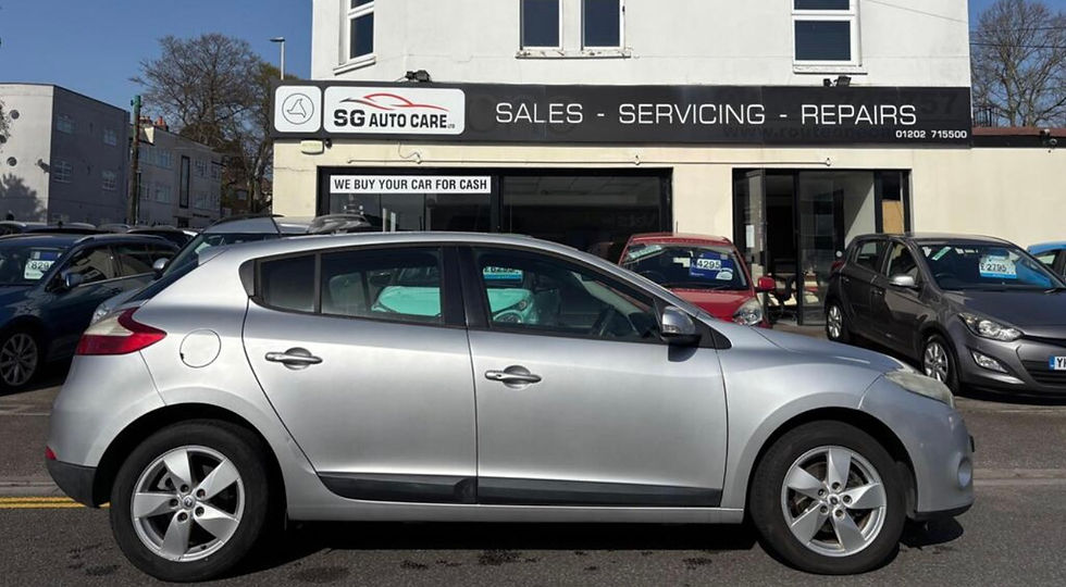 Thumbnail: Renault Megane 1.6 16V Dynamique Euro 5 5dr