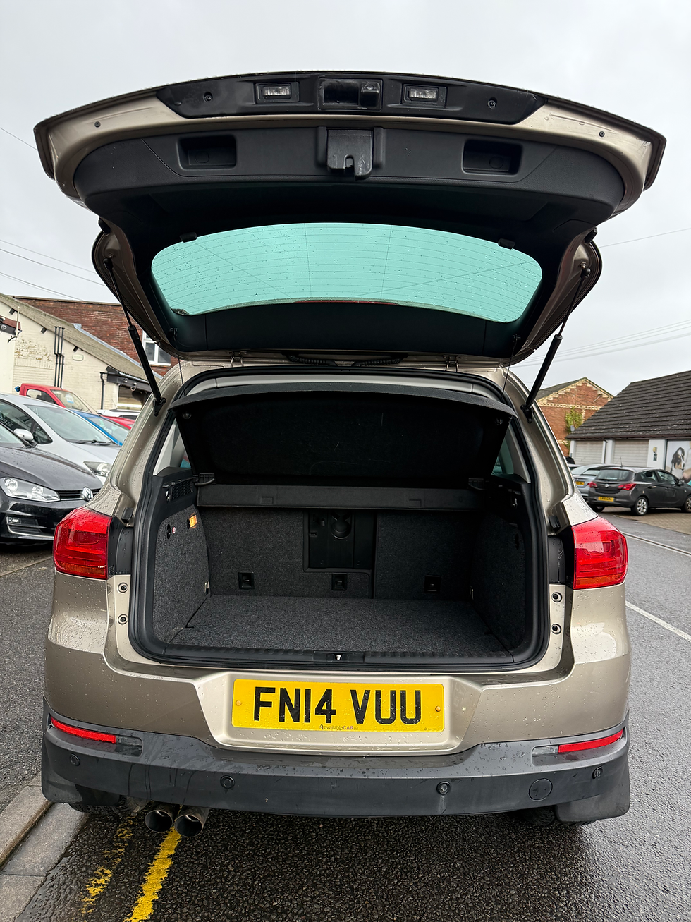 Thumbnail: Volkswagen Tiguan 2.0 TDI BlueMotion Tech Match DSG 4WD Euro 5 (s/s) 5dr