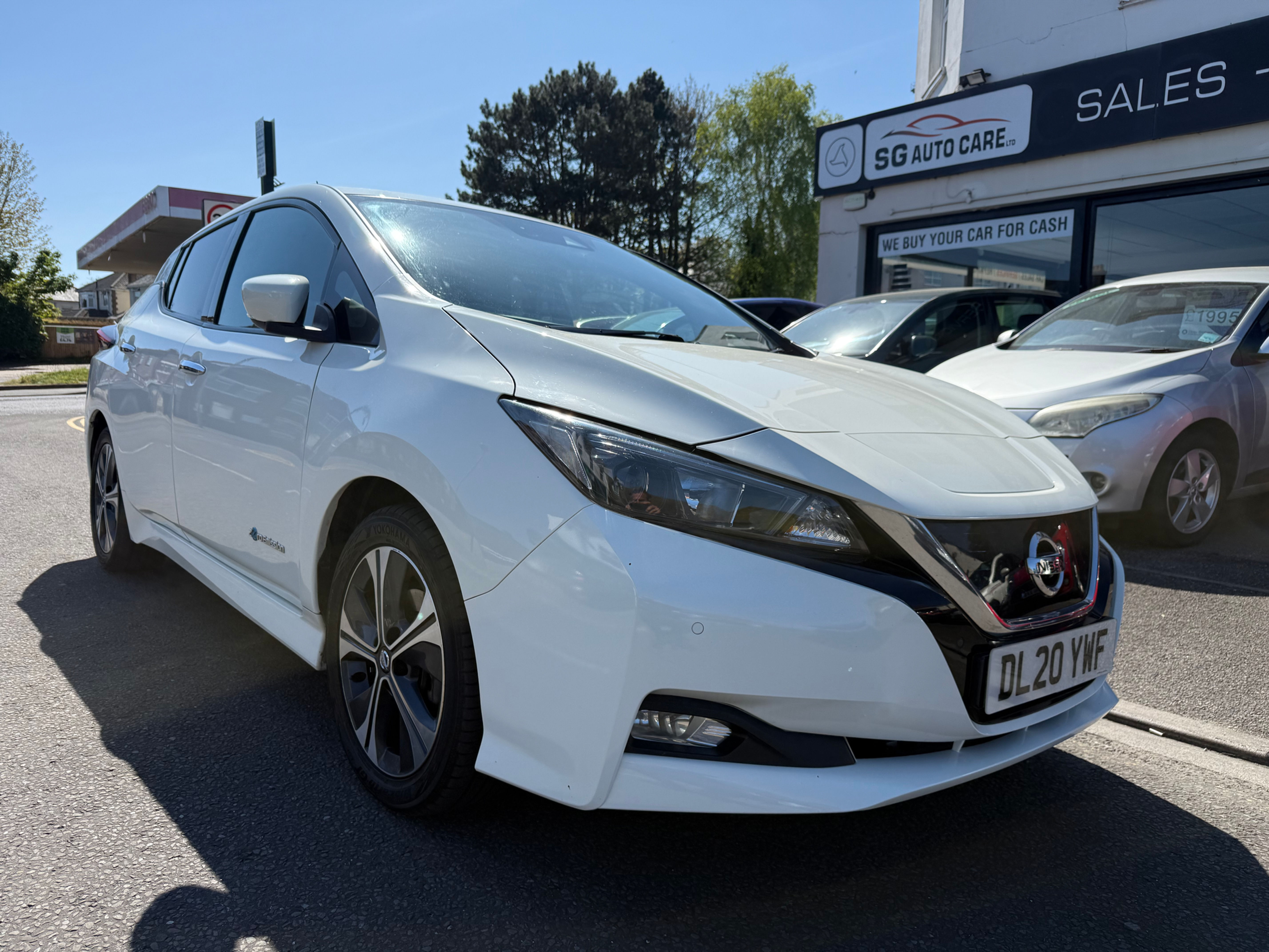 Nissan Leaf 40kWh N-Connecta Auto 5dr