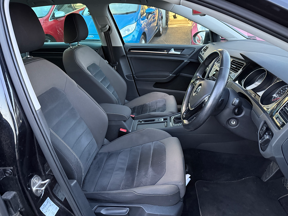 Thumbnail: Volkswagen Golf 2.0 TDI BlueMotion Tech GT DSG Euro 5 (s/s) 5dr