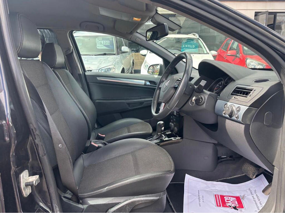 Thumbnail: Vauxhall Astra 1.8i 16v Design 5dr