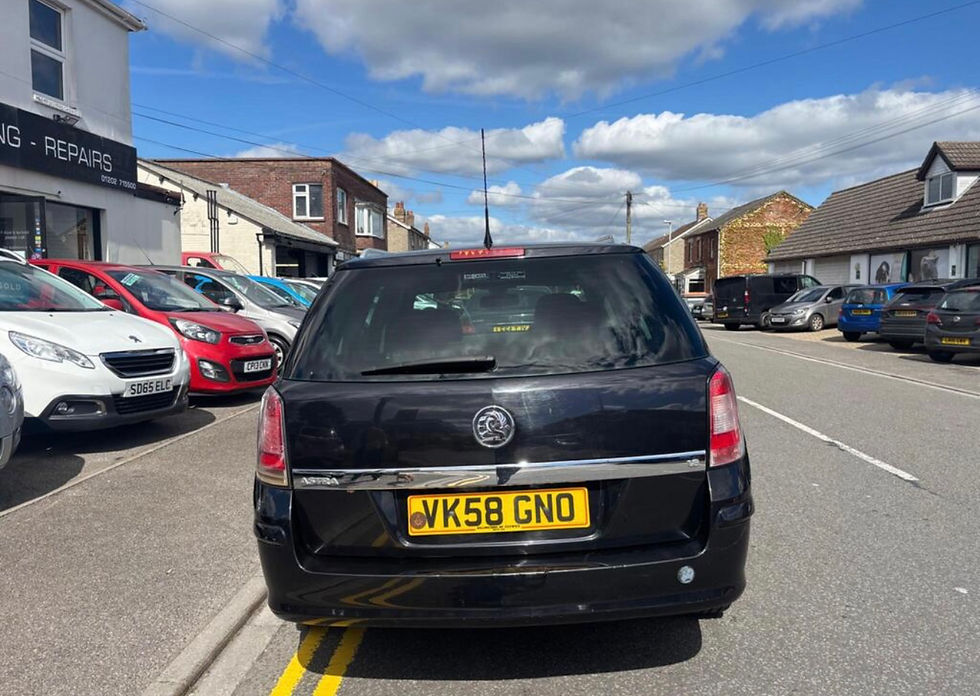 Thumbnail: Vauxhall Astra 1.8i 16v Design 5dr