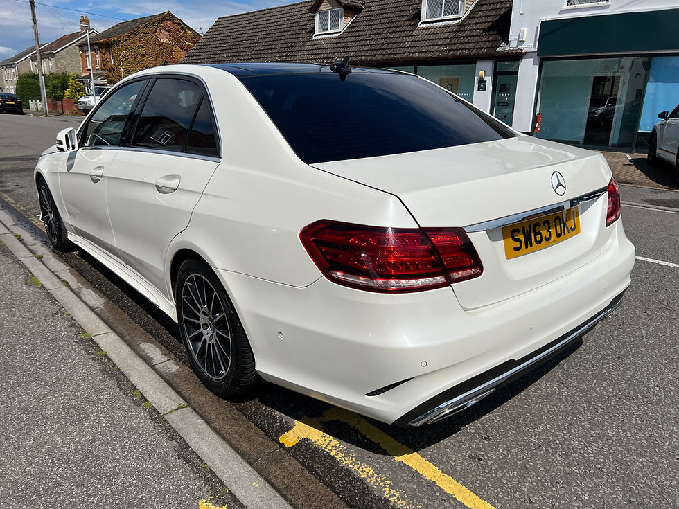 Thumbnail: Mercedes-Benz E Class 2.1 E220 CDI AMG Sport G-Tronic+ Euro 5 (s/s) 4dr