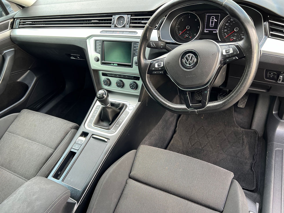 Thumbnail: Volkswagen Passat 2.0 TDI BlueMotion Tech SE Business Euro 6 (s/s) 4dr