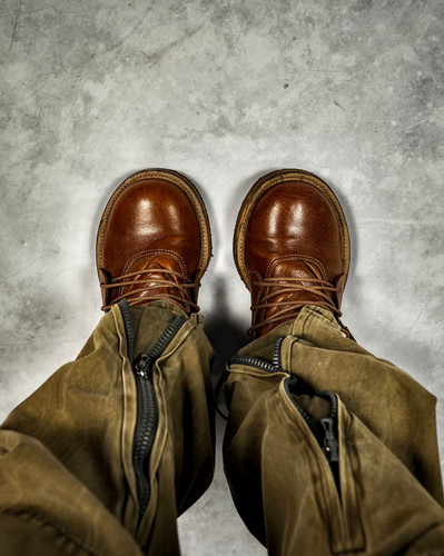 MIHARA YASUHIRO FOLDED LEATHER LACE-UP CREPE COMBAT BOOTS