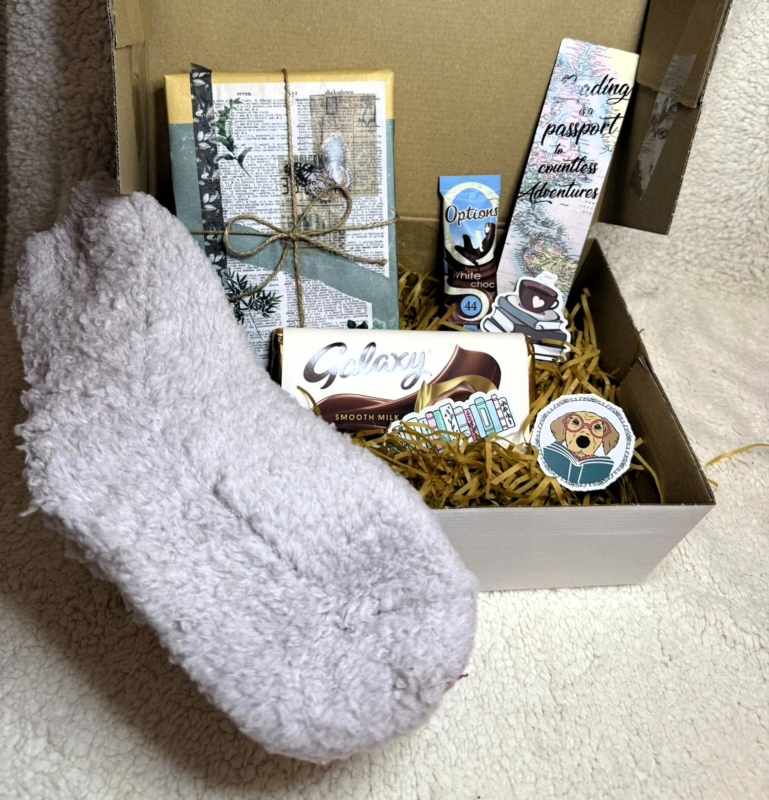 Blind Date With A Book Gift Box – Small
