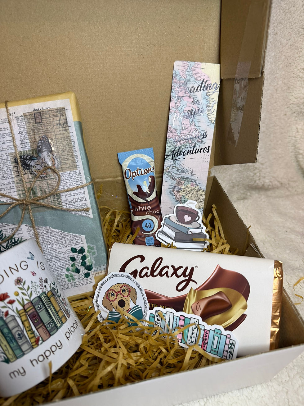 Thumbnail: Blind Date With A Book Gift Box – Small