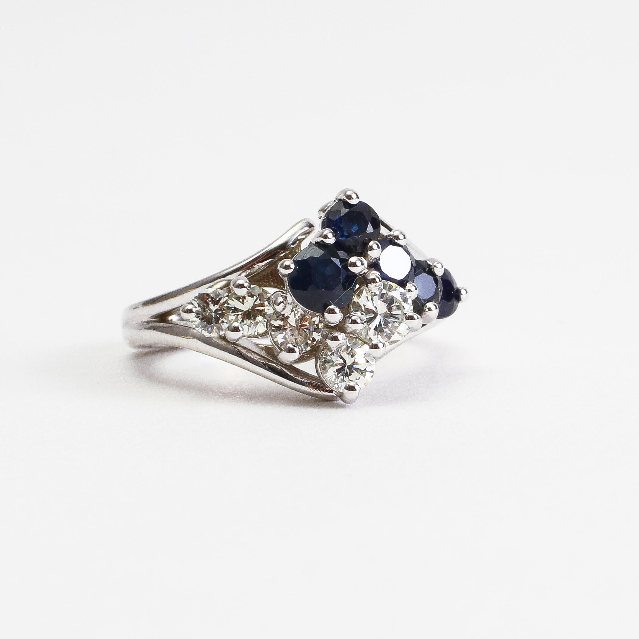 Diamond & Sapphire Ring