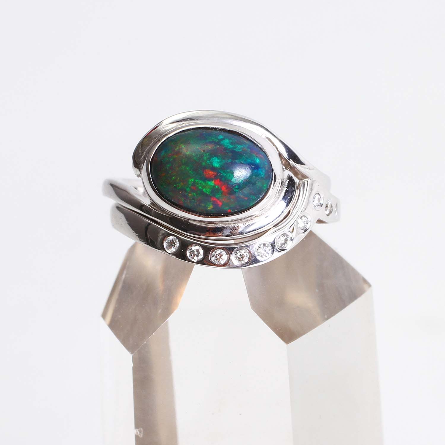 Black Opal Wedding Set