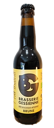 brune détourée.png