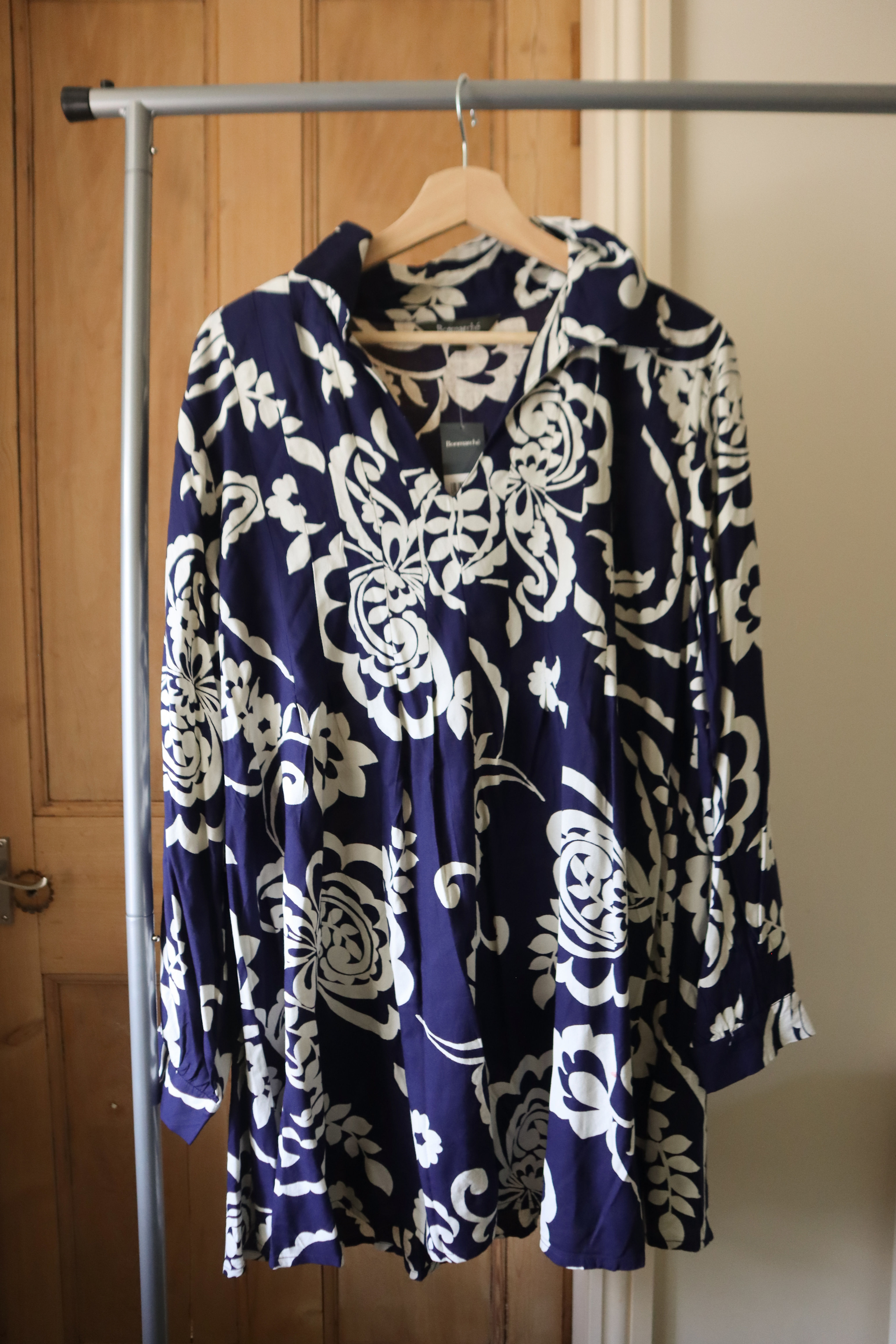 Blue and White Floral Dress (14)