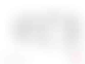 Plan du rez-de-jardin d’une maison avec rez-de-jardin et grande galerie couverte comprenant deux chambres, un bureau et une salle familiale.