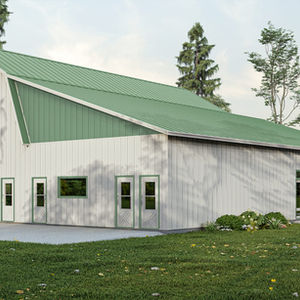 Conception de plan de bâtiment agricole en 3D avec revêtement vertical et toiture métallique verte