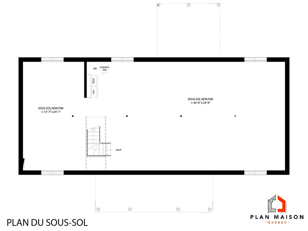 Plan du sous-sol d’une maison de campagne avec grand espace libre et zone mécanique.