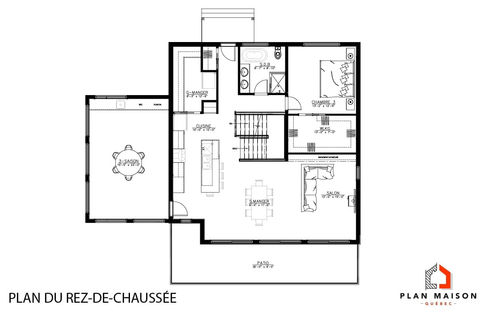 Plan du rez-de-chaussée avec aire ouverte, cuisine avec îlot et véranda trois saisons