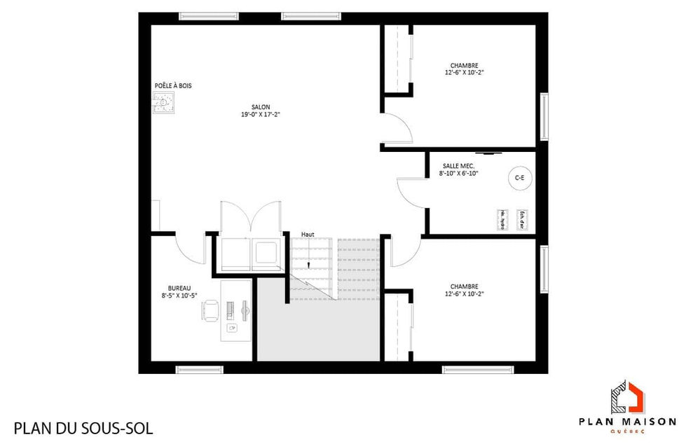 plan de maison plain-pied avec sous-sol aménagé bureau chambres