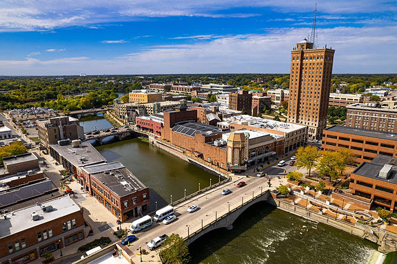 Aurora, IL skyline