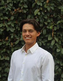 Swipe and match with roommates at LMU looking to connect.