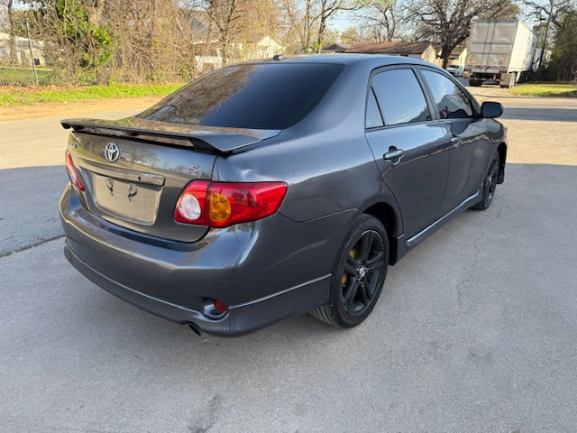 Thumbnail: 2009 Toyota Corolla