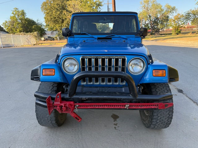 Thumbnail: 2003 Jeep Wrangler Standard 4WD