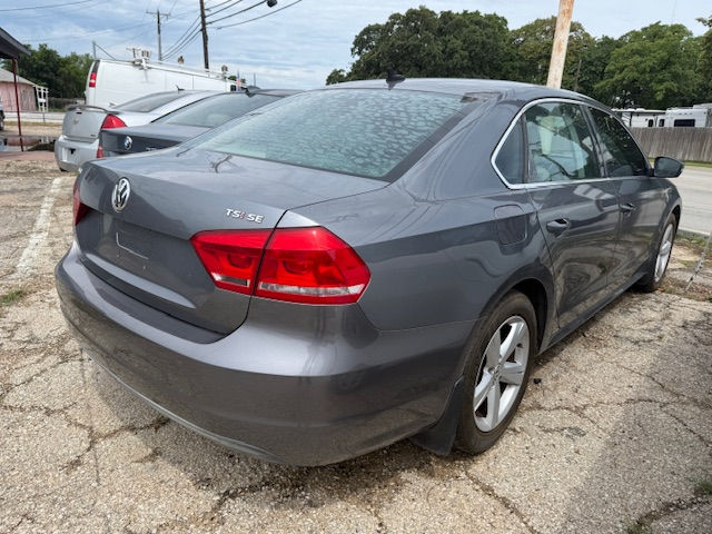 Thumbnail: 2014 Volkswagon Passat