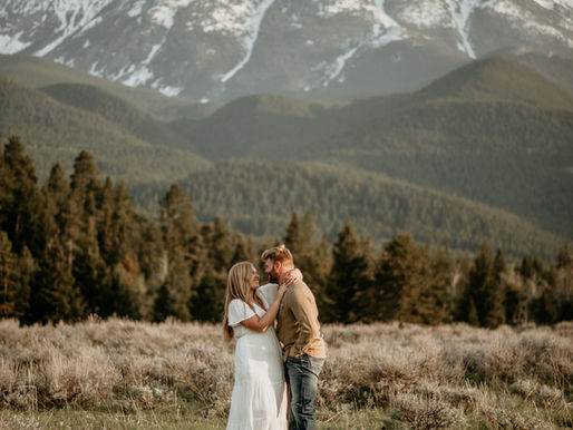 Peaks & Promises: A Stunning Engagement Shoot in the Mountains