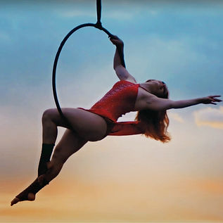 picture Violet Mostes_edited_edited.jpg