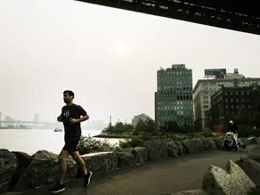 当空气质量不佳时，在户外锻炼是否安全？