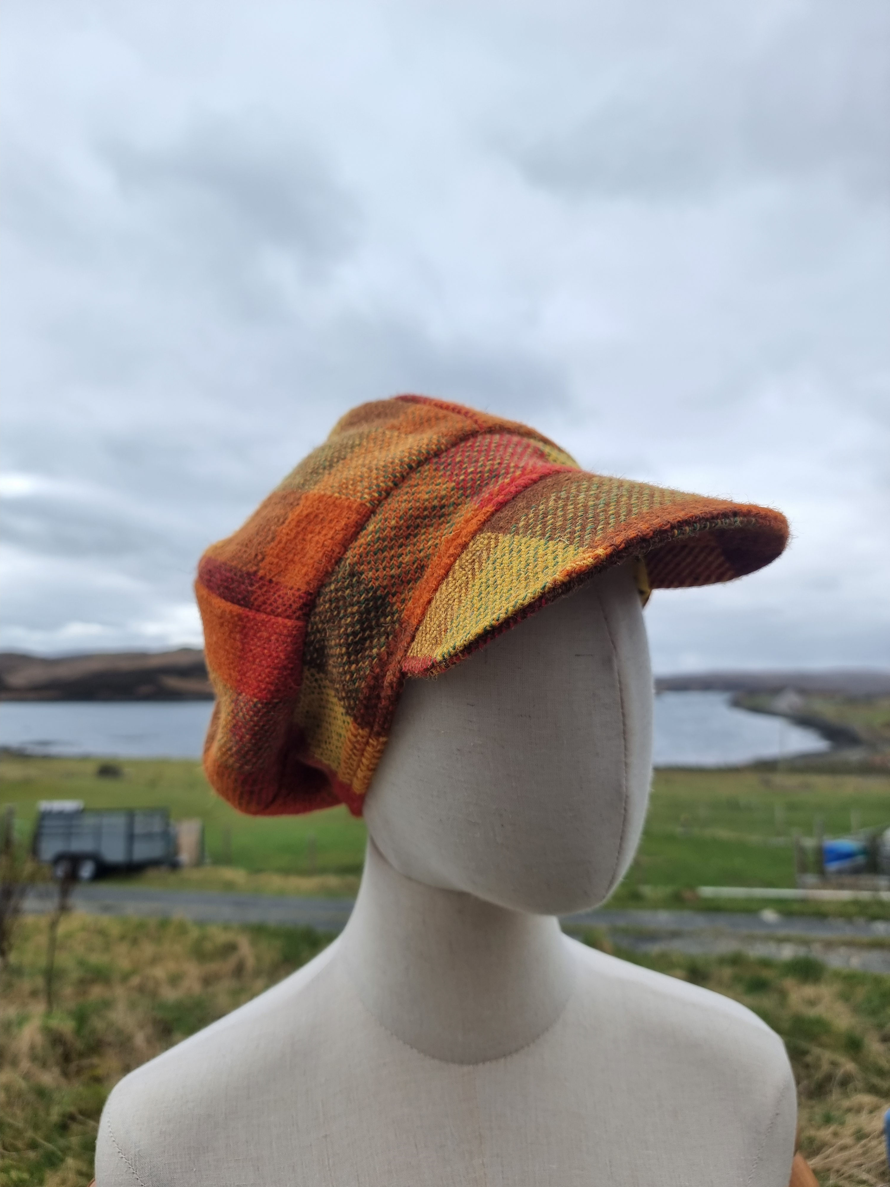 Two Sisters Tweed cap hat 58cm