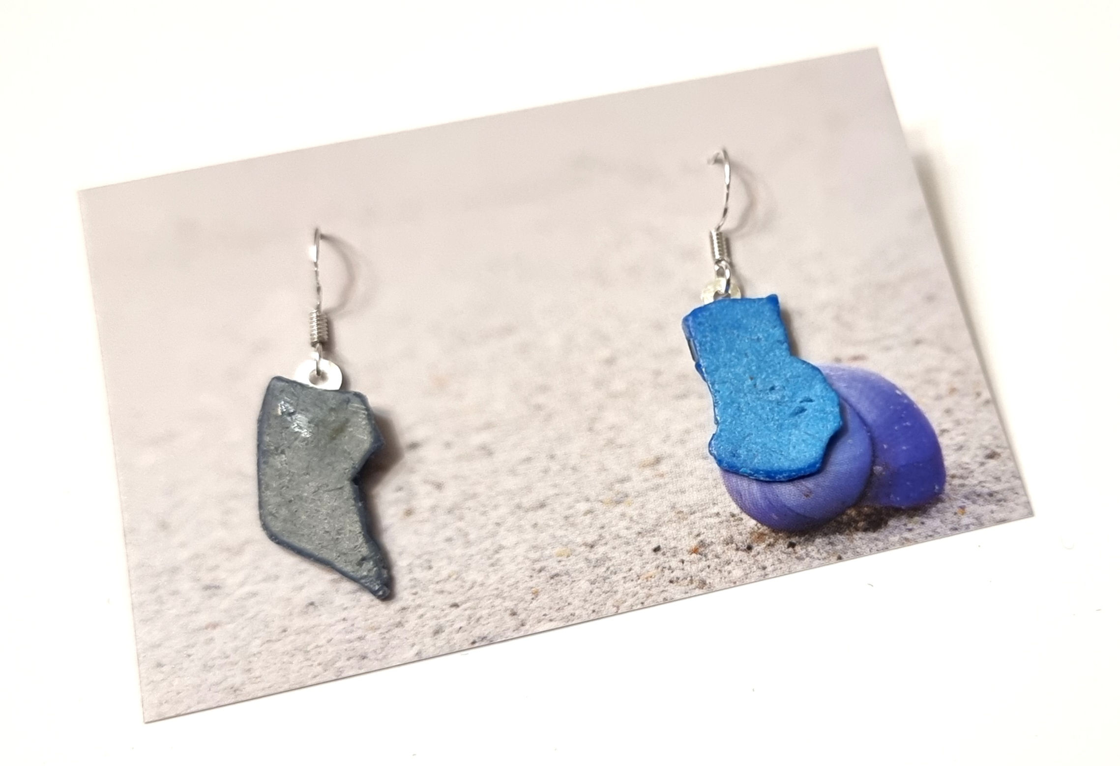 Sea plastic earrings 