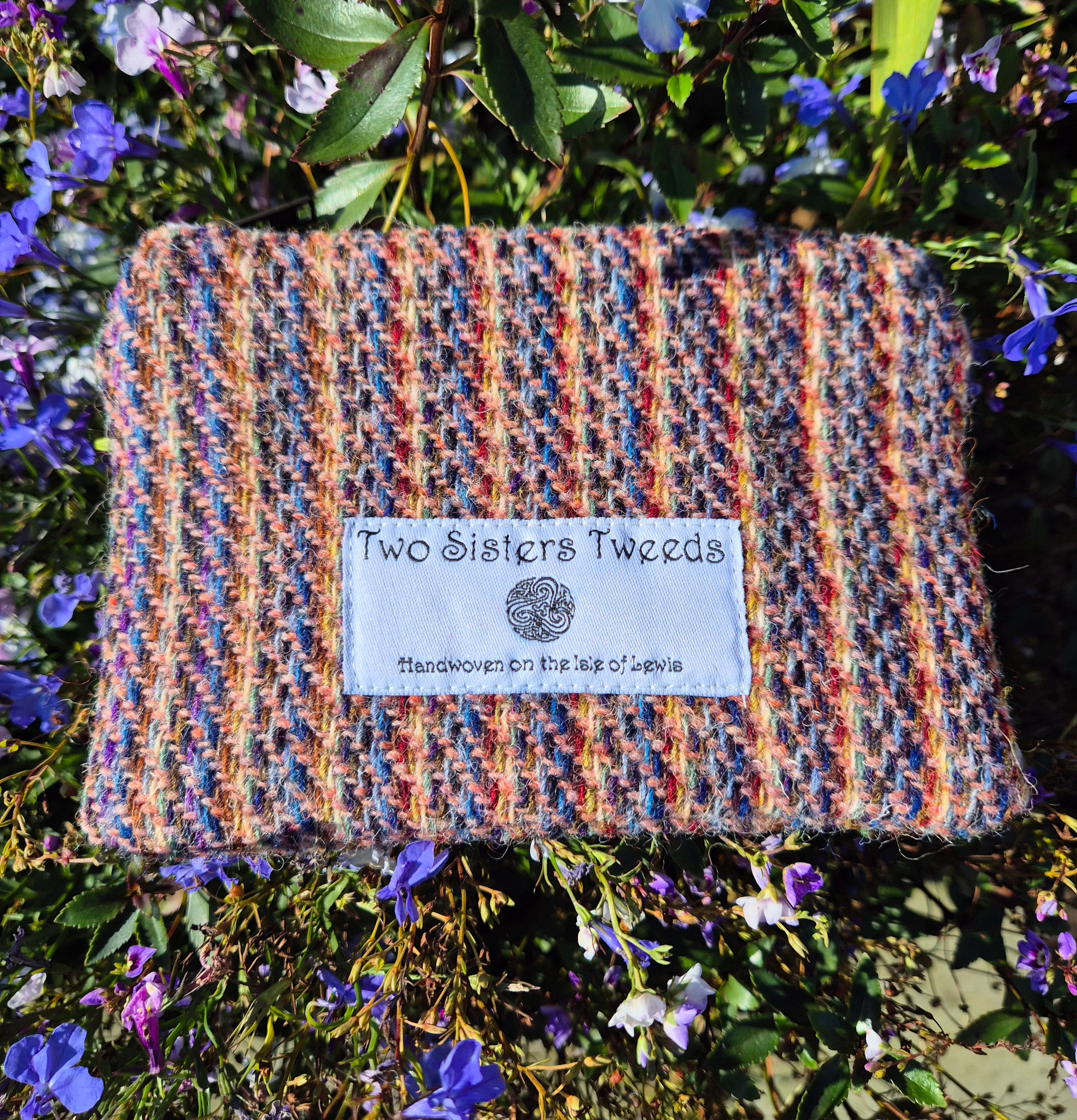 Two Sisters Tweed Zip Purse