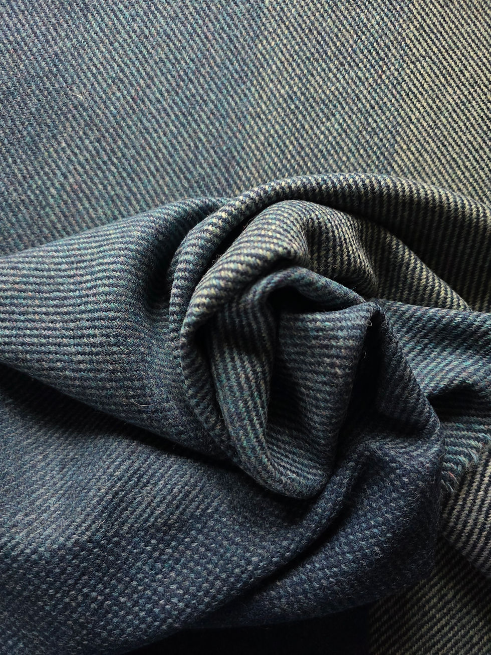 Miniatyrbilde: Two Sisters Tweed Fabric - navy blue ombre