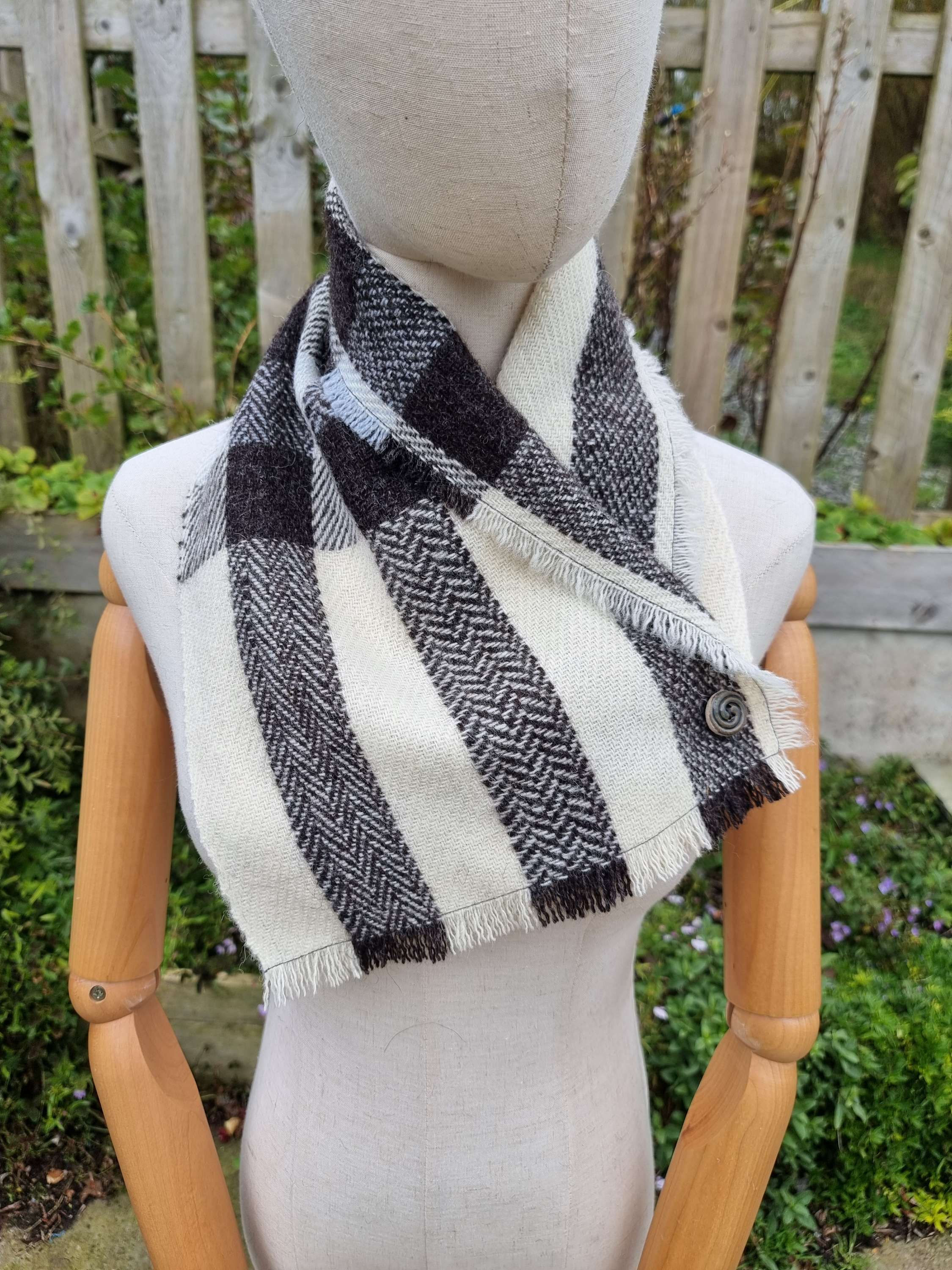 Gotland x hebridean tweed neckwarmer