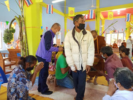 LINE_ALBUM_กิจกรรม ทอดกฐินสามัคคีร่วมกับชาวบ้าน_2_5.jpg