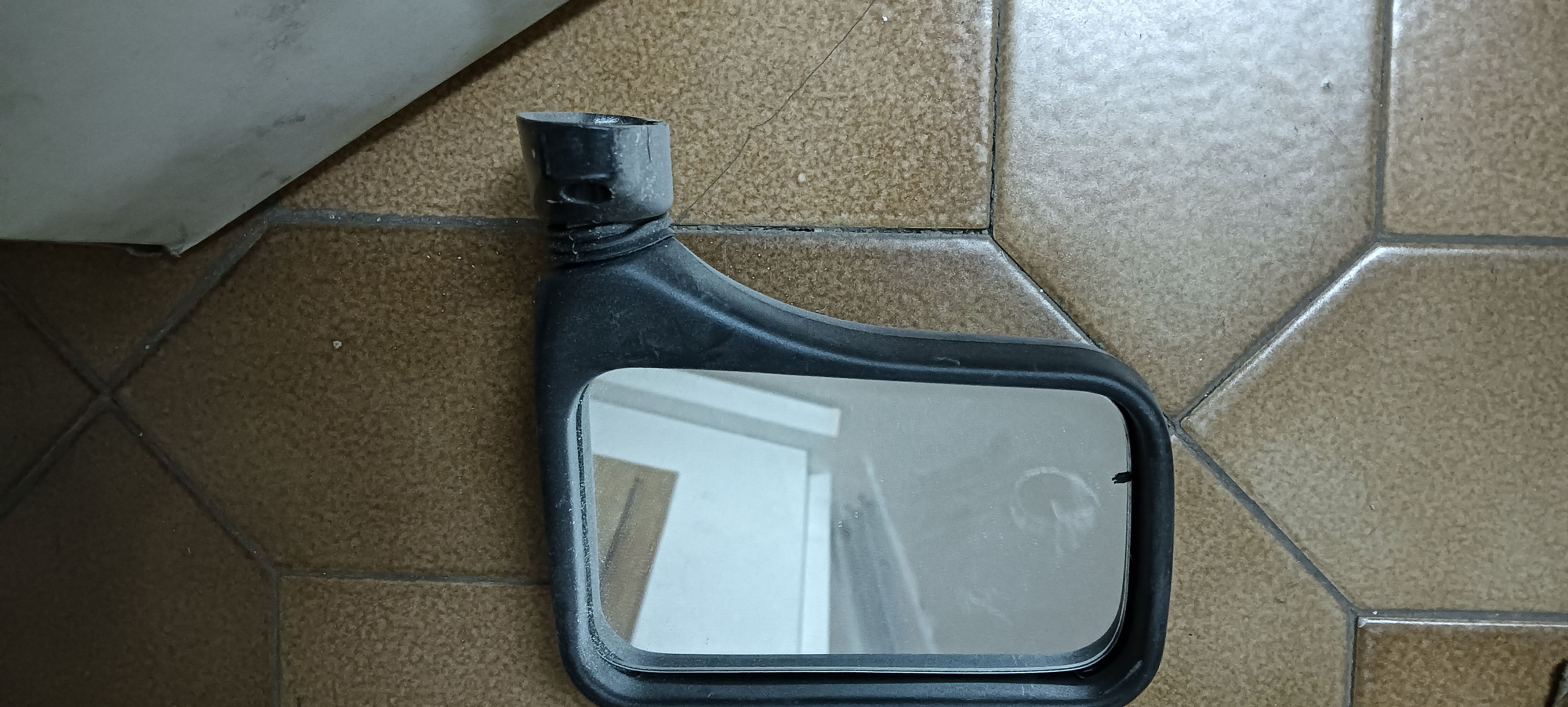 Retrovisor para Ford Fiesta MK1