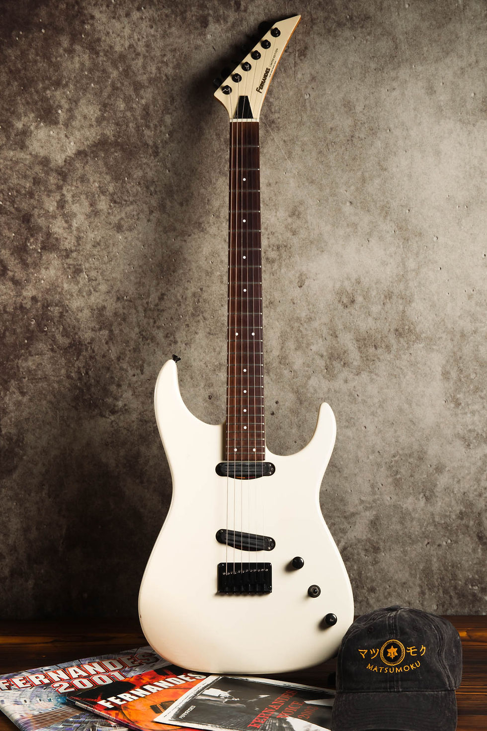 Thumbnail: Fernandes STJ-80BT VH7