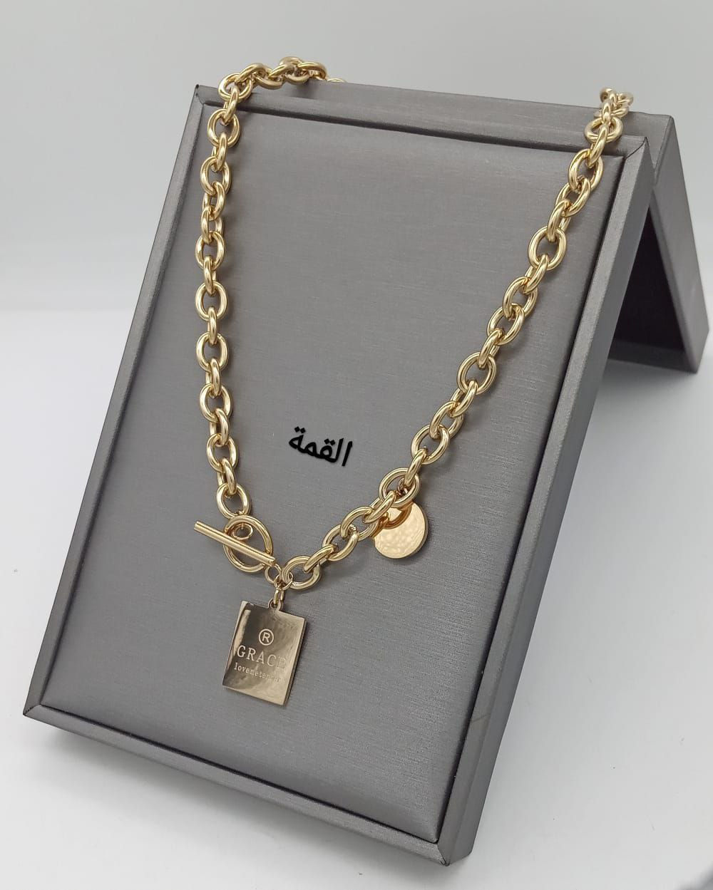 Les meilleurs bijoux sont tellement grands