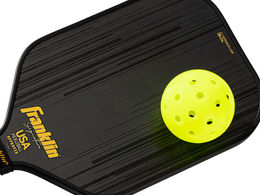 This Pickleball Paddle Is Worth the Hype