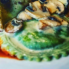 Girasoli Verdi, ricotta & épinards à la sauce crème champignon de Paris frais