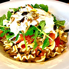 Mafaldine aux tomates cerises, rucola & stracciatella ( Burrata )