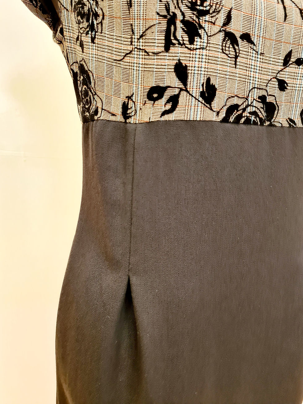 Miniaturbild: Kleid
