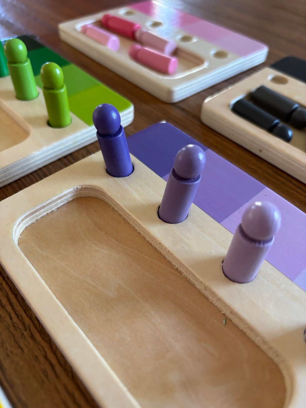 Thumbnail: Colour sorting and matching board